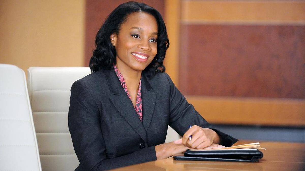 Anika Noni Rose as Wendy Scott-Carr, a serious threat to Peter’s campaign.