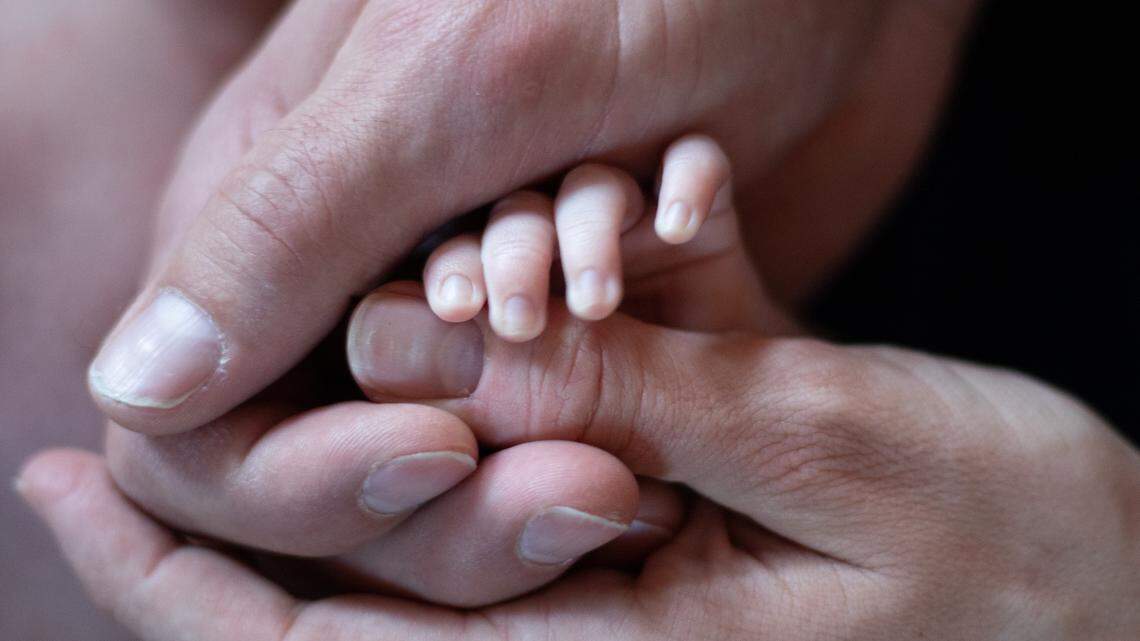 Sudden infant death syndrome kills 4 out of every 10,000 infants on average in the United States, studies show.