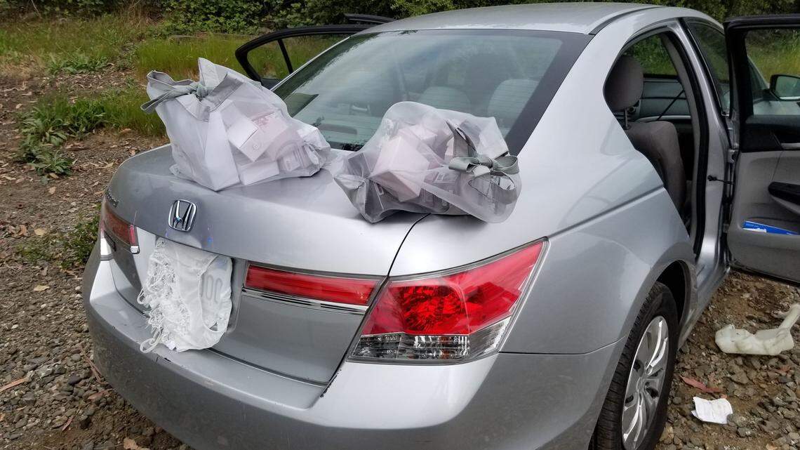 Napa, California, police said thieves who stole thousands in perfume from an Ulta store led cops on a chase that ended with them trying to jump railroad tracks at a dead end but deflating the tires on their car.