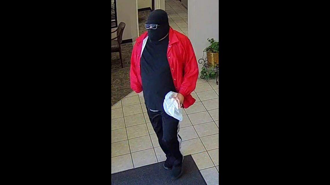 A Florida sheriff’s office made a mocking post about a ‘would-be criminal mastermind’ who donned a ridiculous outfit to rob a bank.