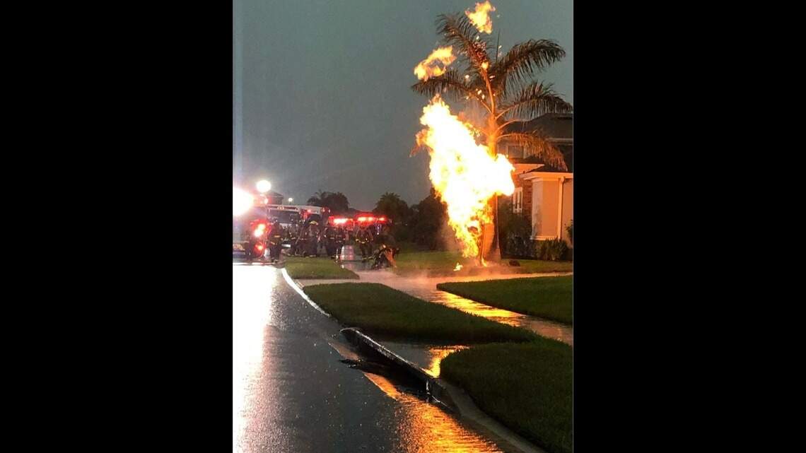Lightning strike breaks gas main, sparks fire in Florida yard | Miami ...