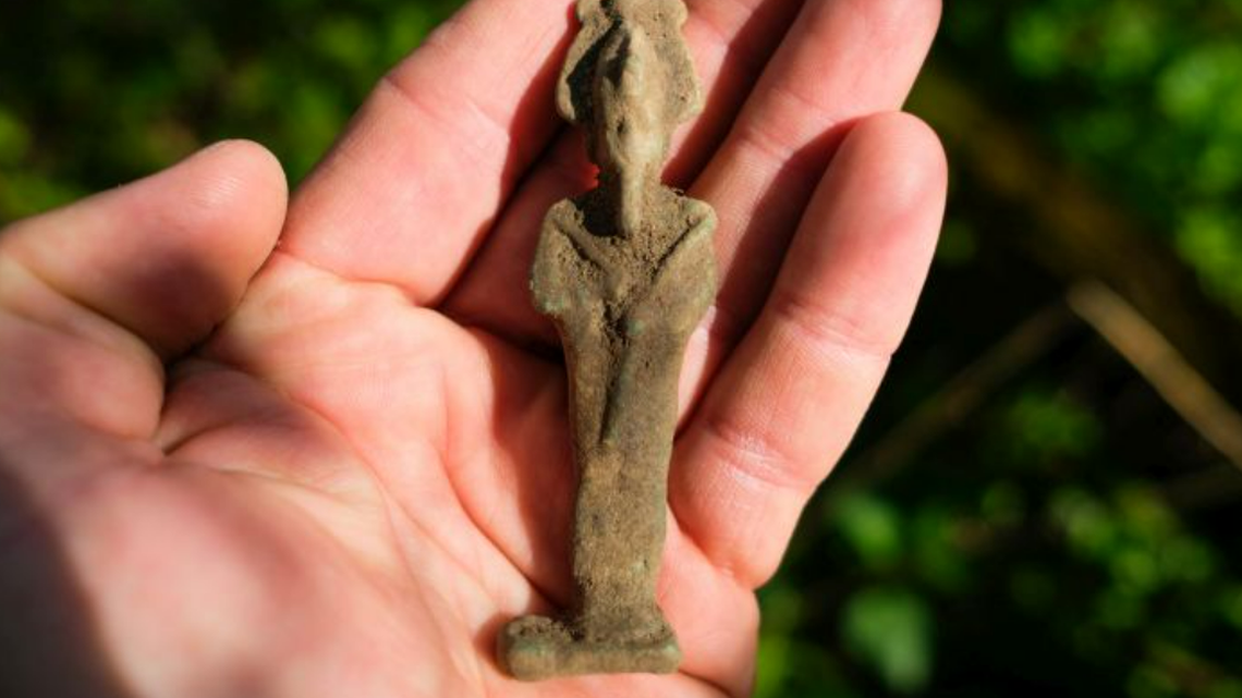 Ancient Egyptian and Roman figurines discovered in Poland were abandoned by a wealthy Polish family fleeing the country during World War II, officials said.