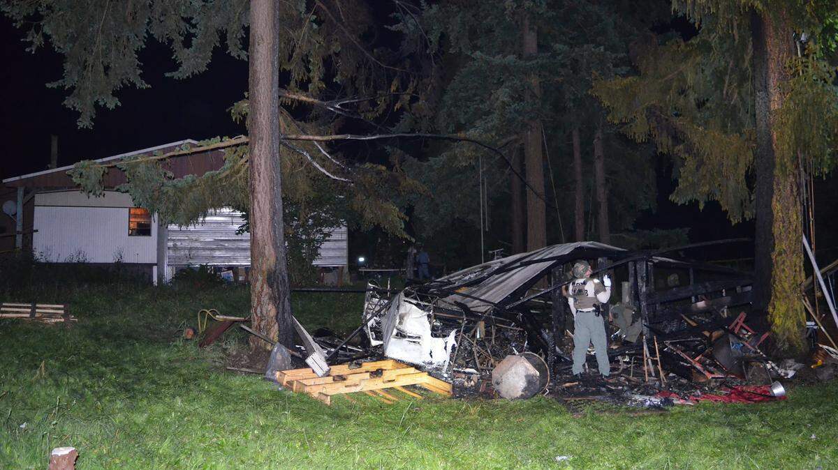 A Port Hadlock, Washington, man lost his left arm and a 6-year-old had burns on her head when a bomb detonated, the Jefferson County Sheriff’s Office said.
