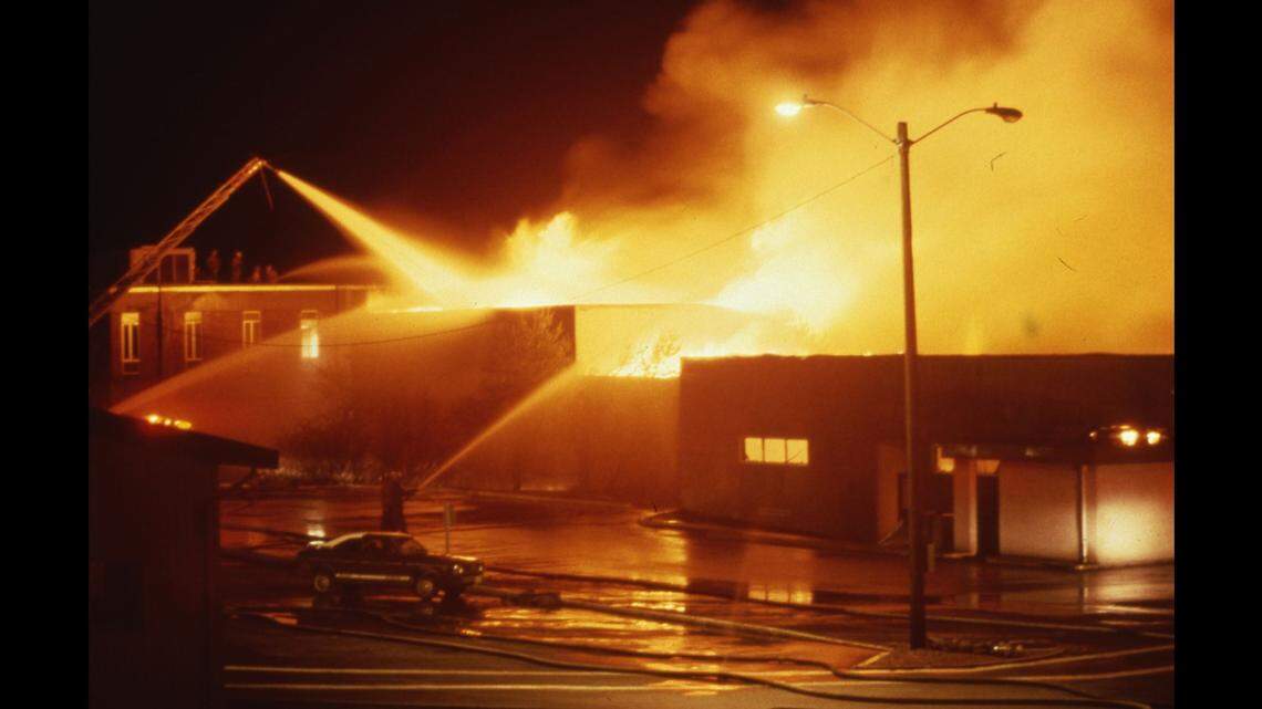 A Snohomish, Washington man is charged with murder after he “intentionally set” a blaze that killed a firefighter in 1987, Everett officials say.