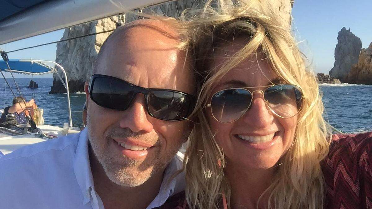 Kristi Ling and her fiancé Ron Spencer were looking forward to their beach wedding in Seabrook, Texas, until the "fish kill."