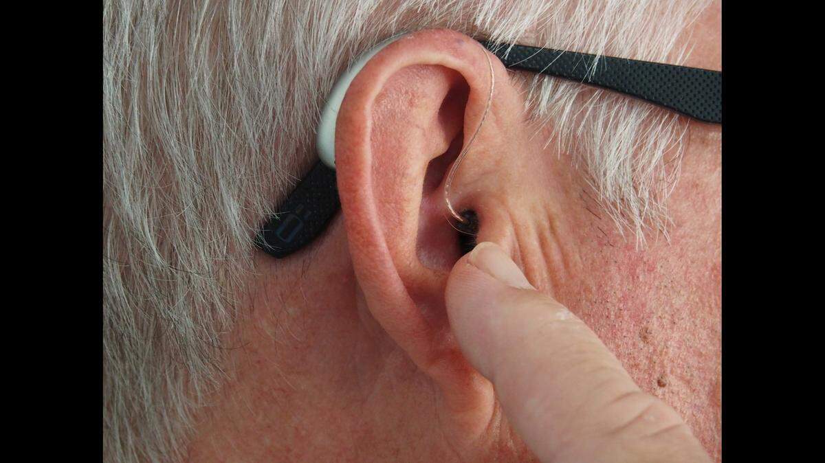 New research shows using a hearing aid might prevent dementia later in life.