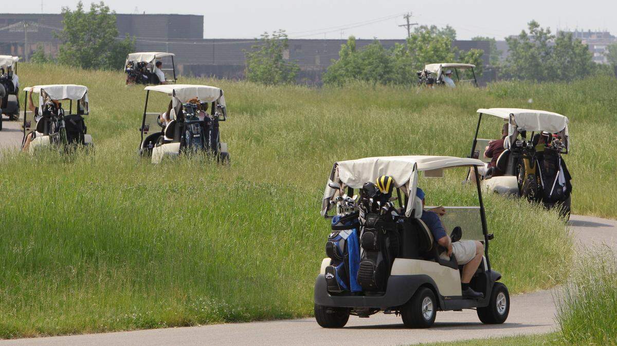 A Florida man accused of stealing nearly $300,000 in golf carts has been sentenced to two years in federal prison.