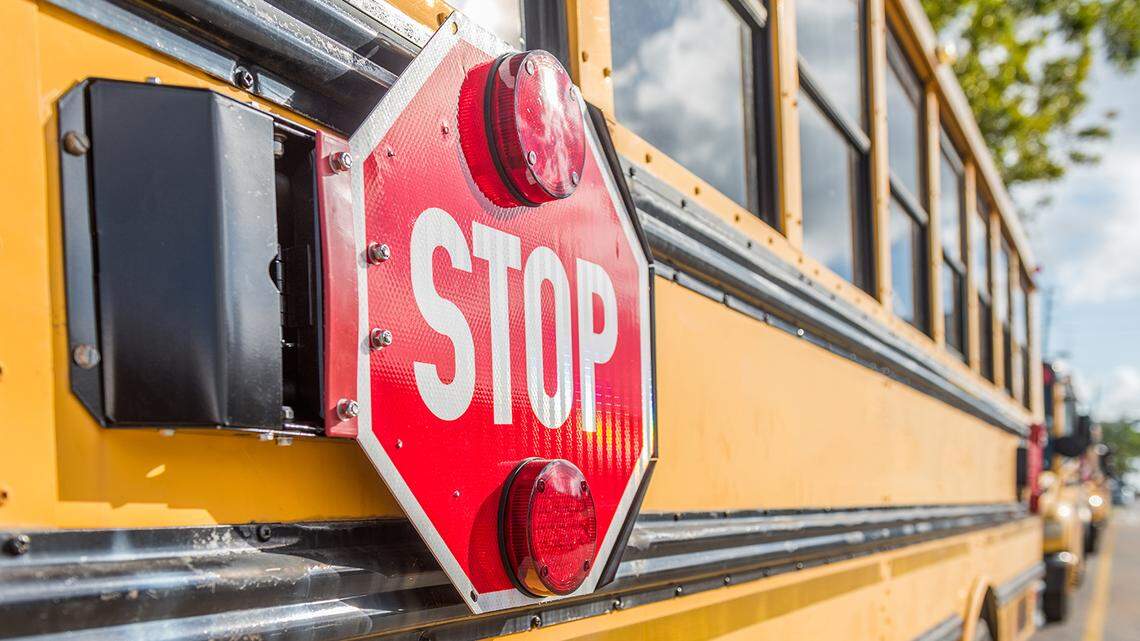 A bus driver helped a Las Cruces, New Mexico, mom escape her boyfriend’s abuse after receiving a note from her children, police say.