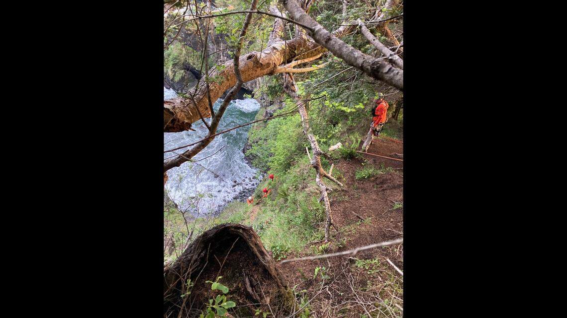 A hiker fell 300 feet to his death in Oregon, deputies said.