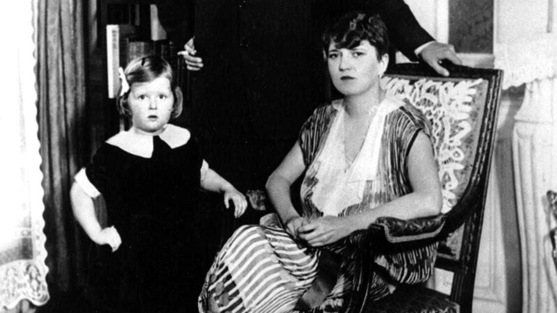 Author Francis Scott Key Fitzgerald poses with his wife Zelda Sayre and his daughter Scottie in their apartment in Paris, France on July 16, 1925.