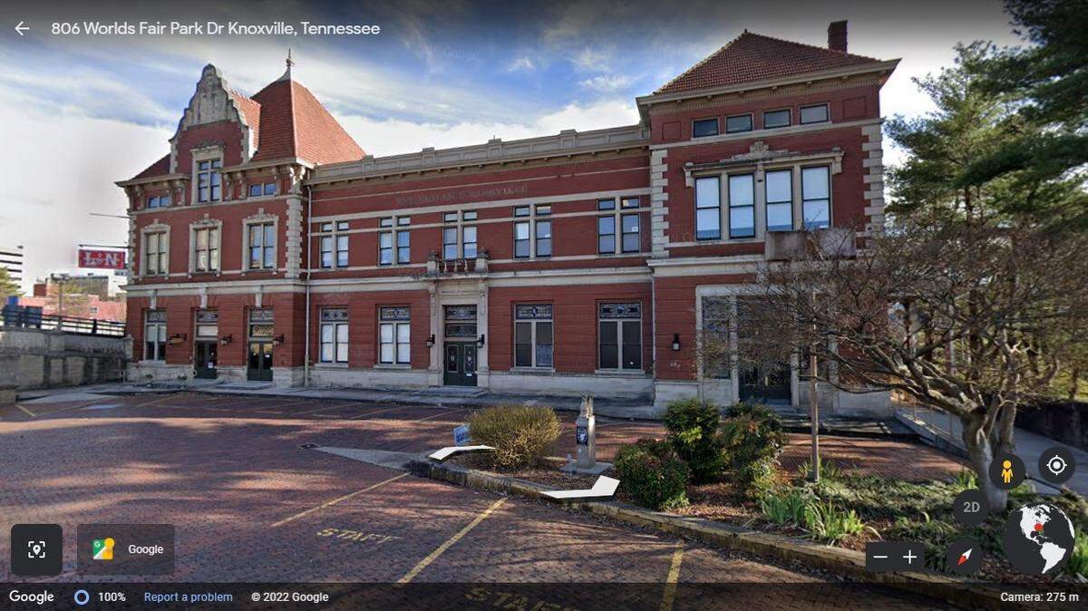 A ninth grade student with misophonia who attends L&N Stem Academy in Knoxville, Tennessee, is suing the school board for allegedly violated the Americans with Disabilities Act by failing to accommodate her condition. The student is seeking a ban on all eating and chewing of gum in her classrooms.