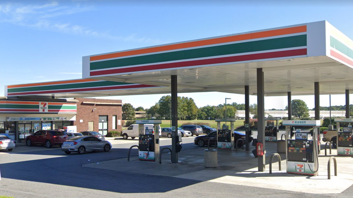 A Maryland grandfather purchased a $100,000 winning lottery ticket a 7-Eleven in Glen Burnie after he noticed a nearby store’s vending machine was being serviced, officials said.