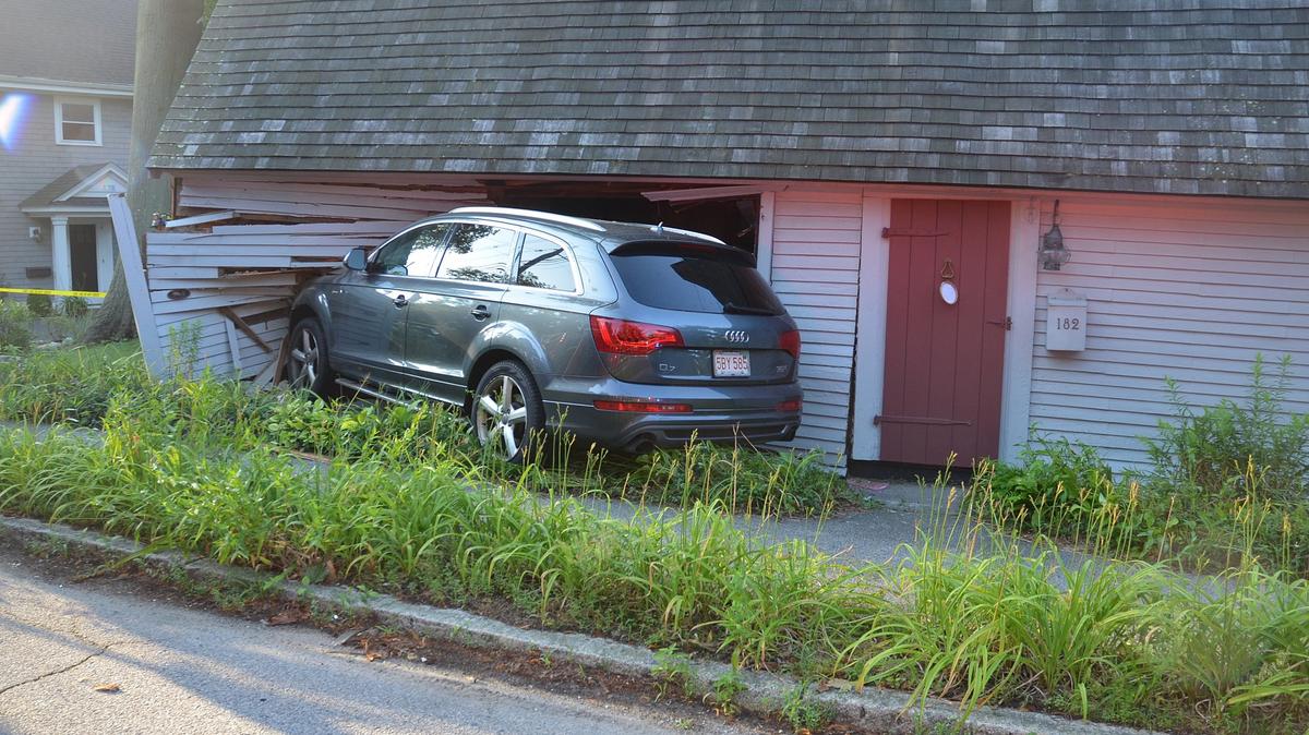 A 19-year-old woman crashed into the historic Samuel Lincoln Cottage in Hingham, Massachusetts while trying to avoid a squirrel in the road, police said.