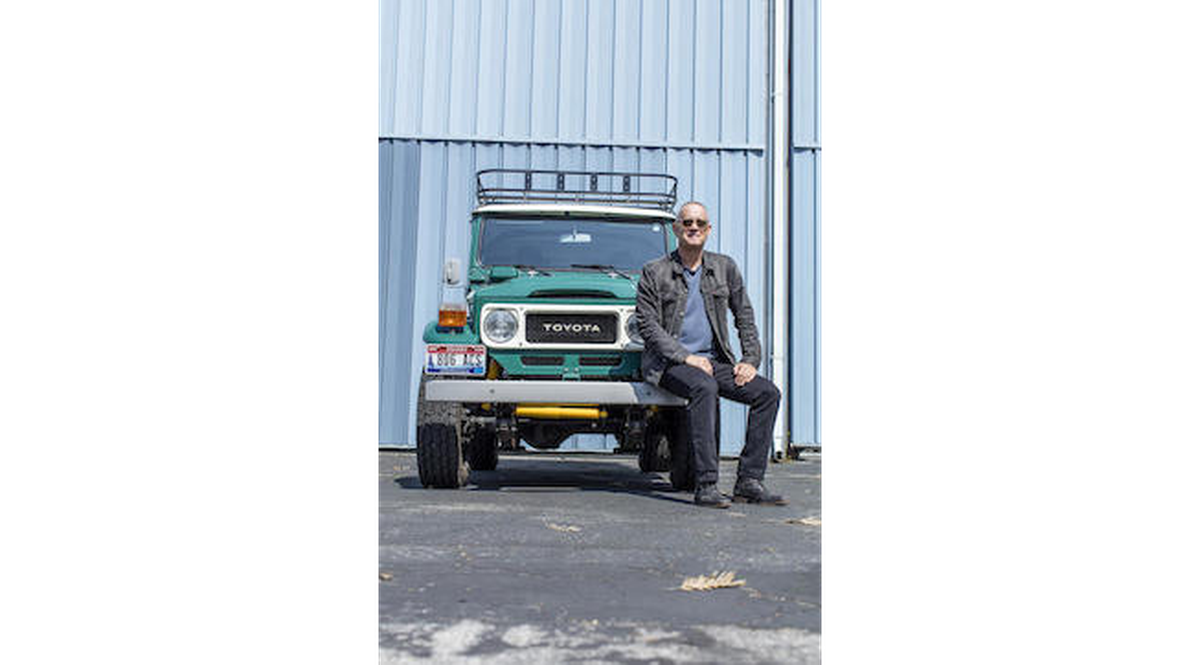 Tom Hanks auctions specially commissioned 1980 Toyota FJ40 Land Cruiser.
