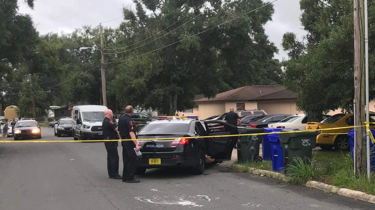 A crime scene in Lakeland, Florida, where a woman shot her ex-boyfriend in the buttocks and leg early on May 28 after she said he broke in through her window, according to police.
