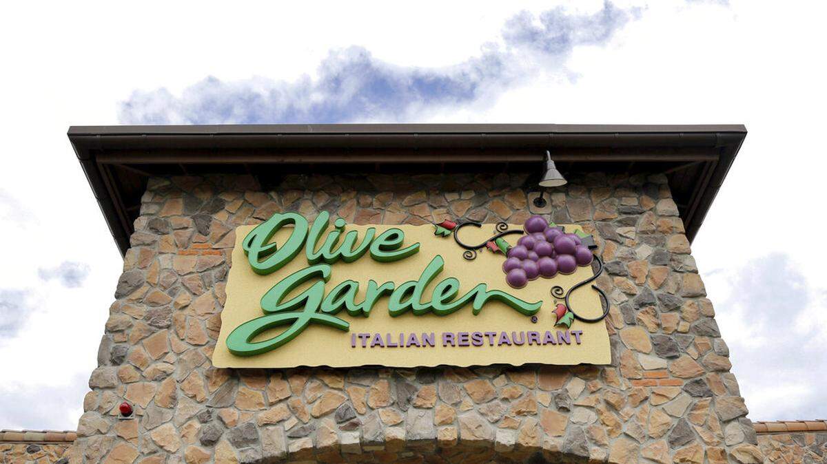 FILE - A 2016 file photo shows an Olive Garden restaurant in Methuen, Mass. A tour bus driver was accused this week of sexually assaulting an Olive Garden employee in Sandusky, Ohio, police say. (AP Photo/Elise Amendola)