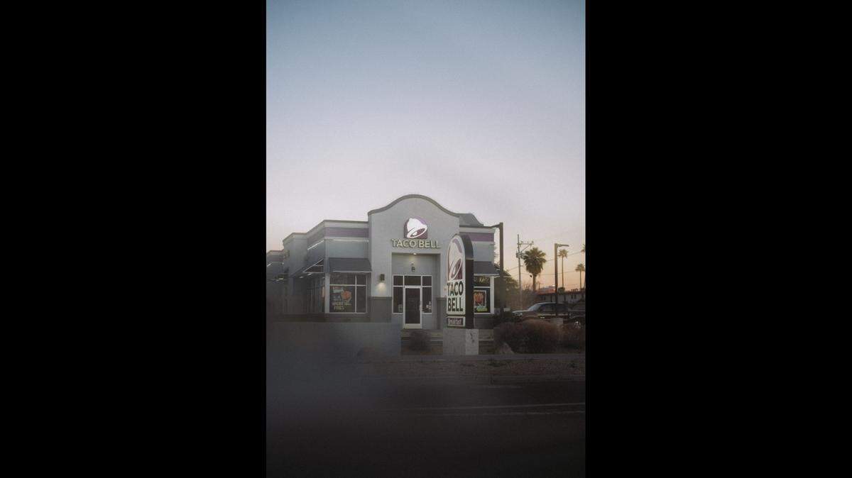 A man speeding to get his girlfriend to a job interview at Taco Bell passed a cop at 100 mph, Florida police said.