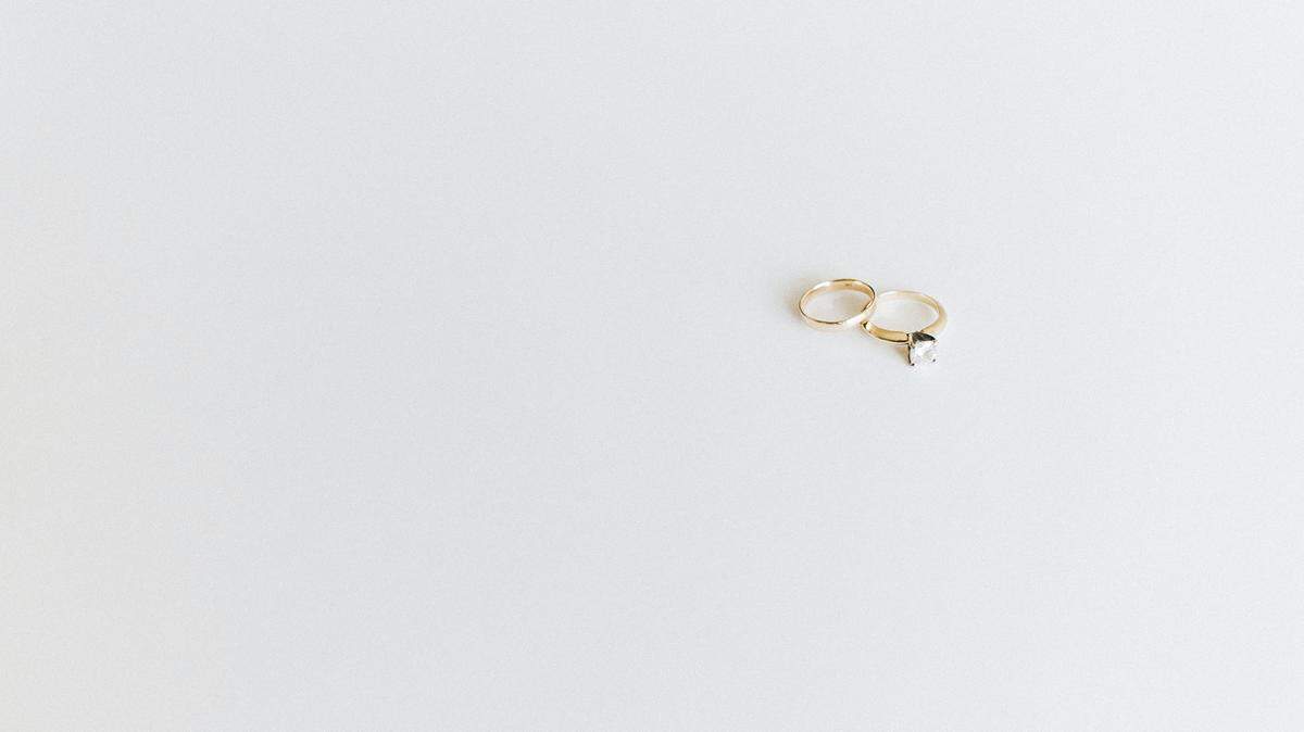 A 25-year-old nursing home worker reportedly stole wedding rings from sleeping residents, officials said.