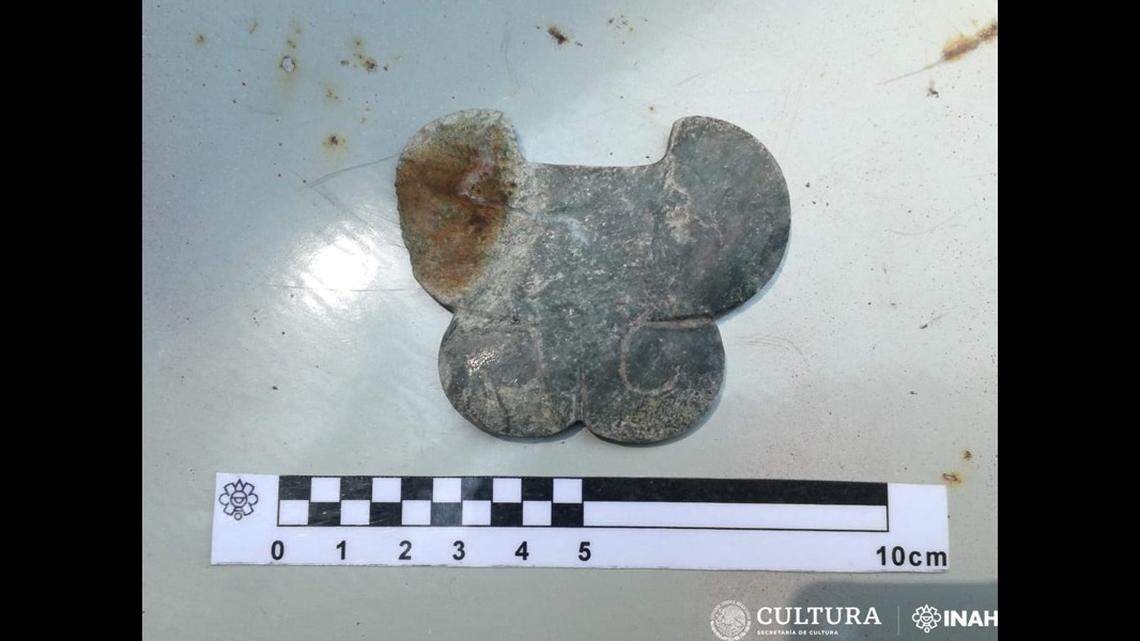 A green Teotihuacán pendant found during excavations.