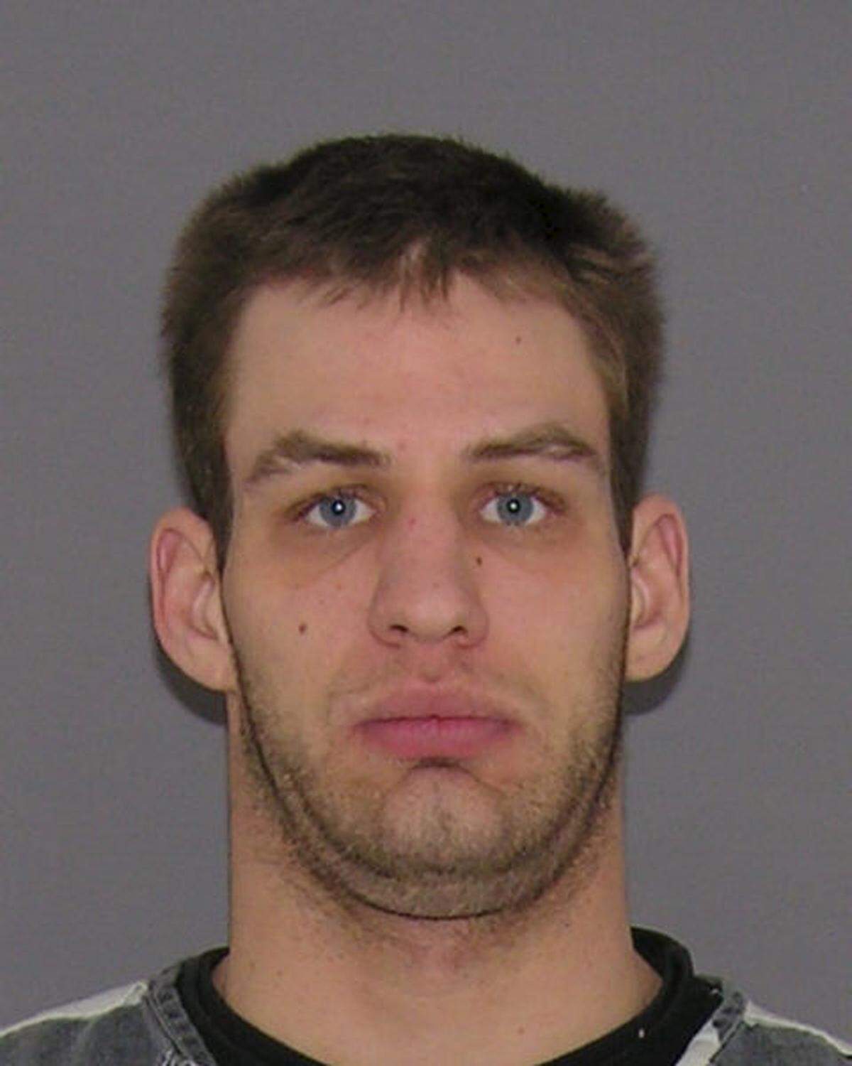 Robert Kasee, 34