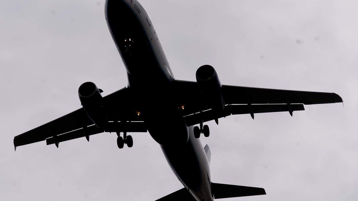 Atlanta police arrested a Southwest Airlines passenger this week after he was accused of assaulting a gate agent and was kicked off his flight for “aggressive behavior.”