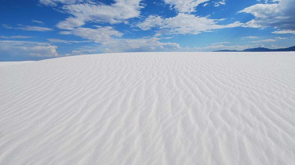 Rangers found the body of a 63-year-old hiker off-trail in White Sands National Park.
