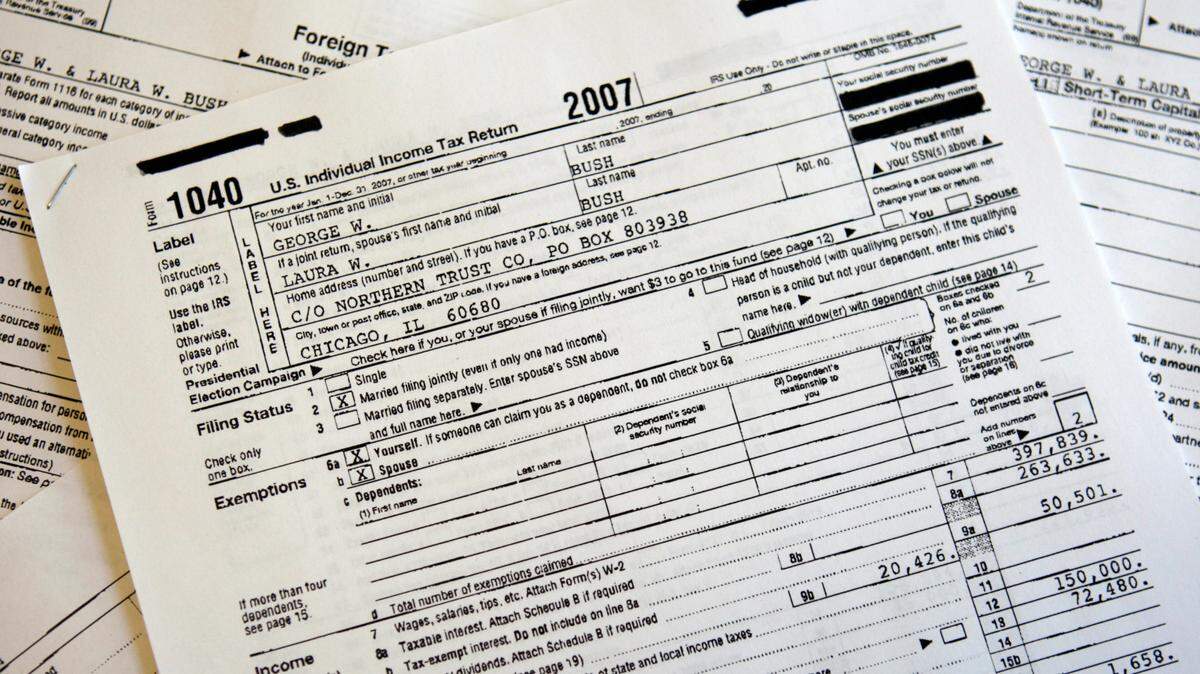 Nearly 1.5 million taxpayers across the U.S. who didn’t file tax returns in 2018 can still get their missing refunds if they file by April 18, 2022, the IRS says.