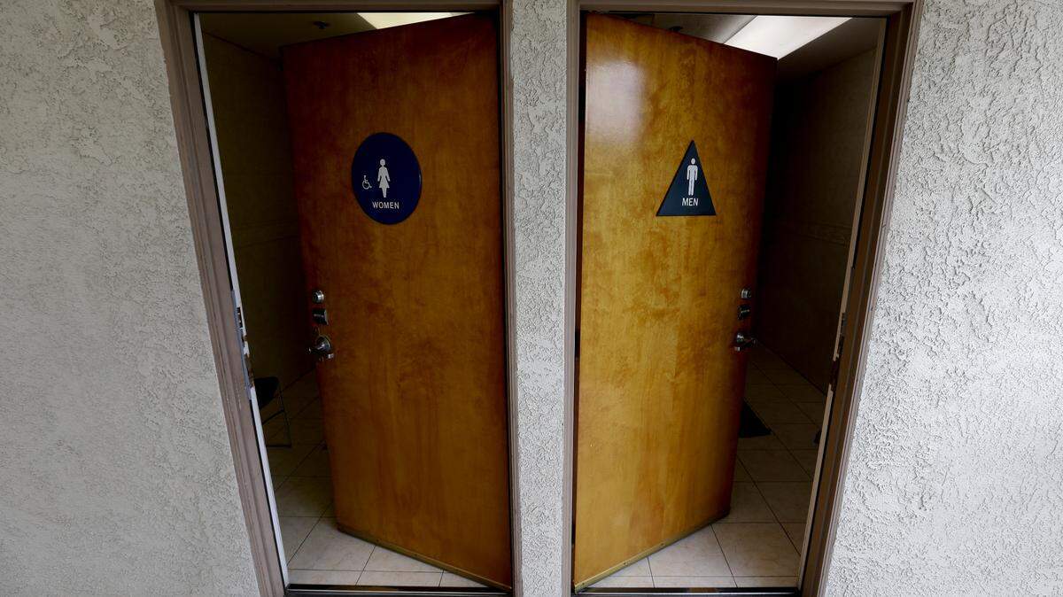 Police in Sheboygan, Wisconsin, say they’ve arrested a 33-year-old man suspected of intentionally clogging a toilet more than two dozens times over the course of two years, thanks to a Memorial Day tip.