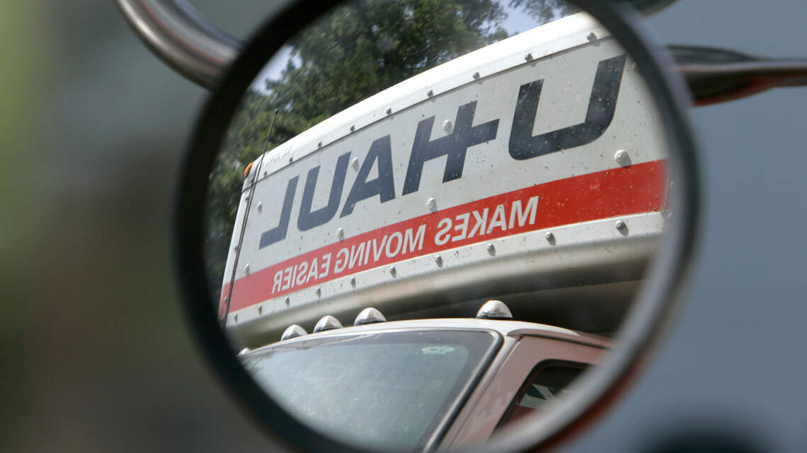 Mother-son duo ran identity theft ring while road tripping in stolen U-Haul, feds say