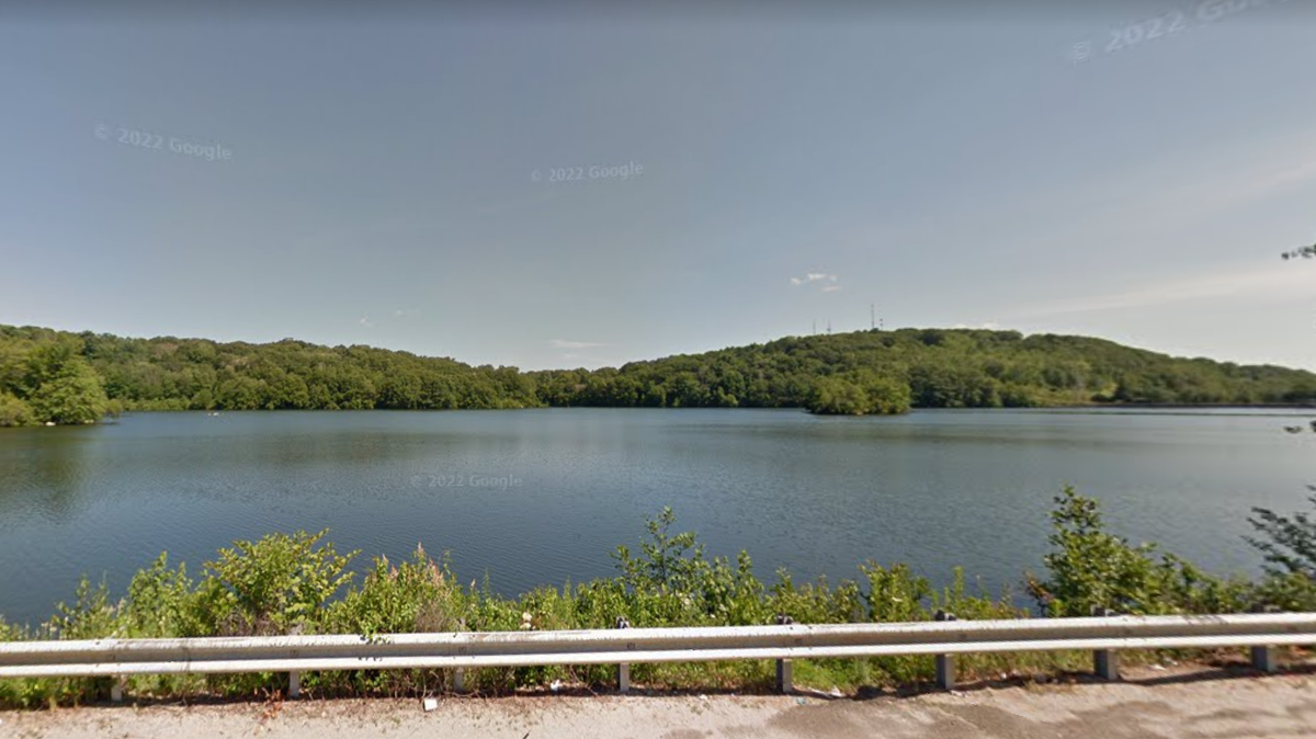 A 17-year-old drowned in a Connecticut lake after he ran from officers, police said.