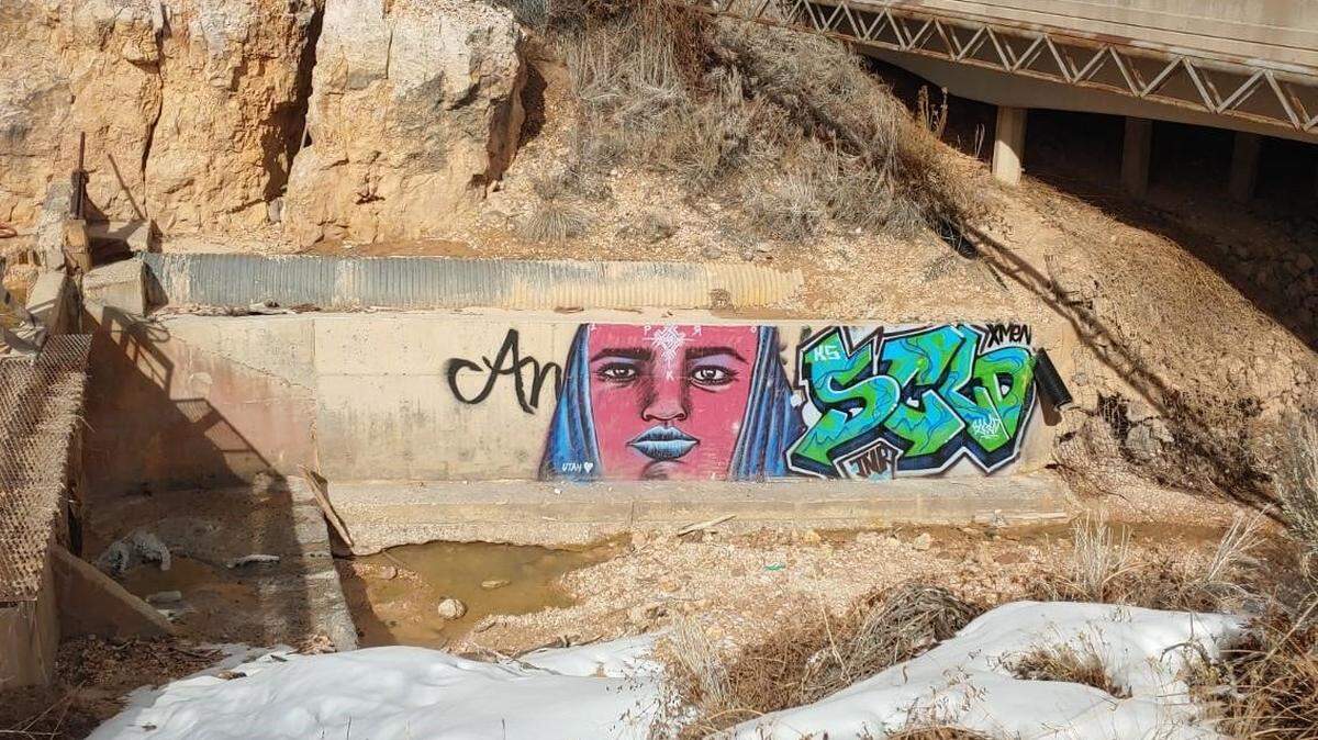 Rangers at Bryce Canyon National Park in Utah found a large graffiti mural on a concrete rationing wall within the park near Mossy Cave, officials said. 