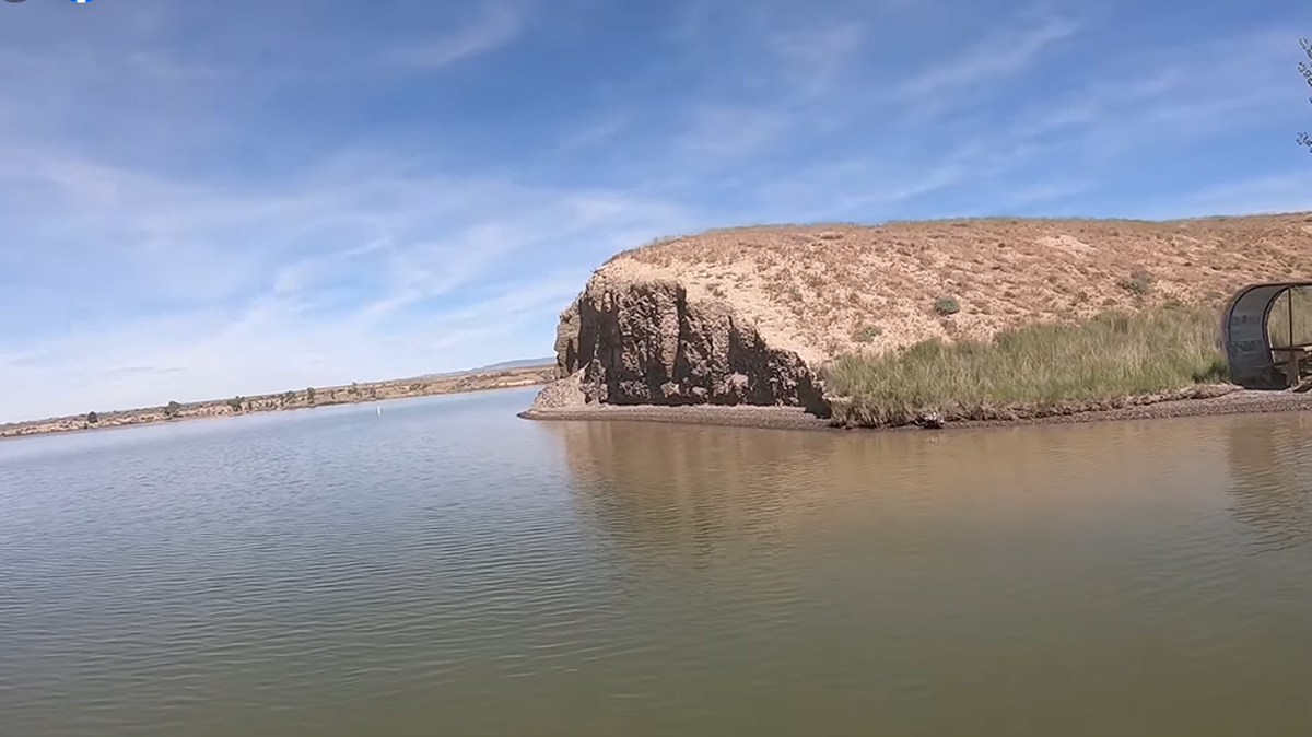 A paddleboarder wiped out at Highline Lake in Colorado, GoPro video shows.