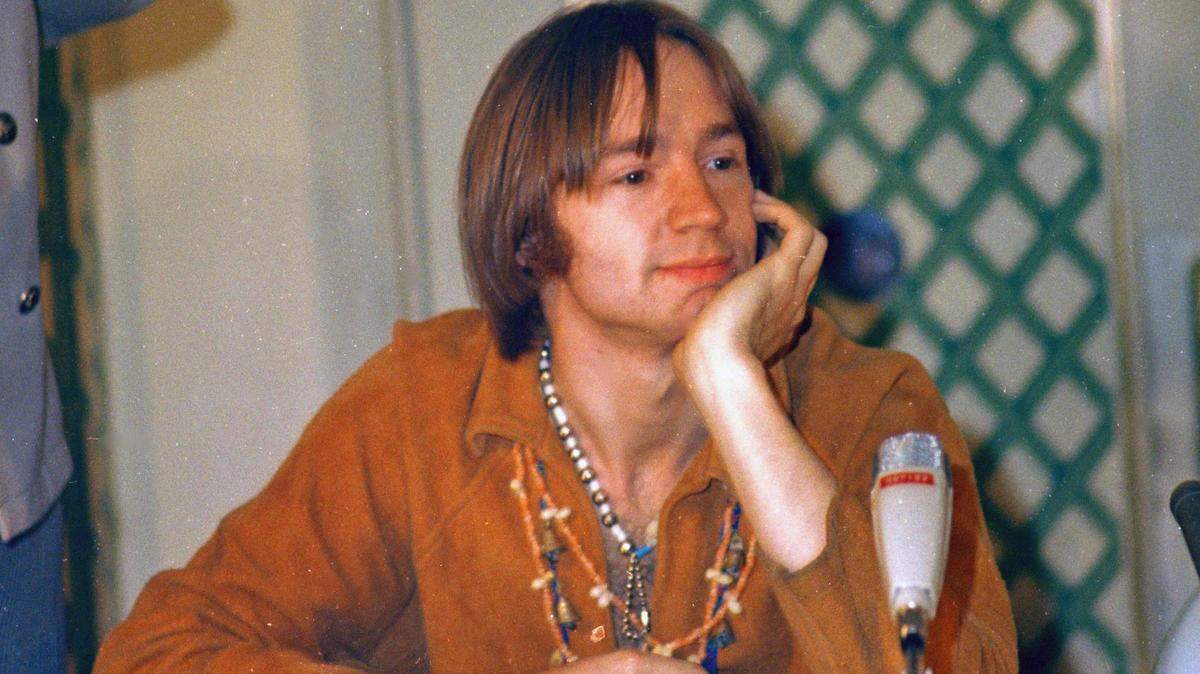 Peter Tork was positioned as the goofy one, the court jester of The Monkees. Director Bob Rafelson, one of the show’s creators, compared him to Harpo Marx.