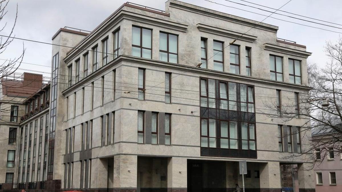 A women enters the four-story building known as the "troll factory" in St. Petersburg, Russia in April 2015. The “troll factory” is where hundreds of young Russians work around the clock writing blogs and posting comments on the internet staunchly supporting President Vladimir Putin and attacking the West.