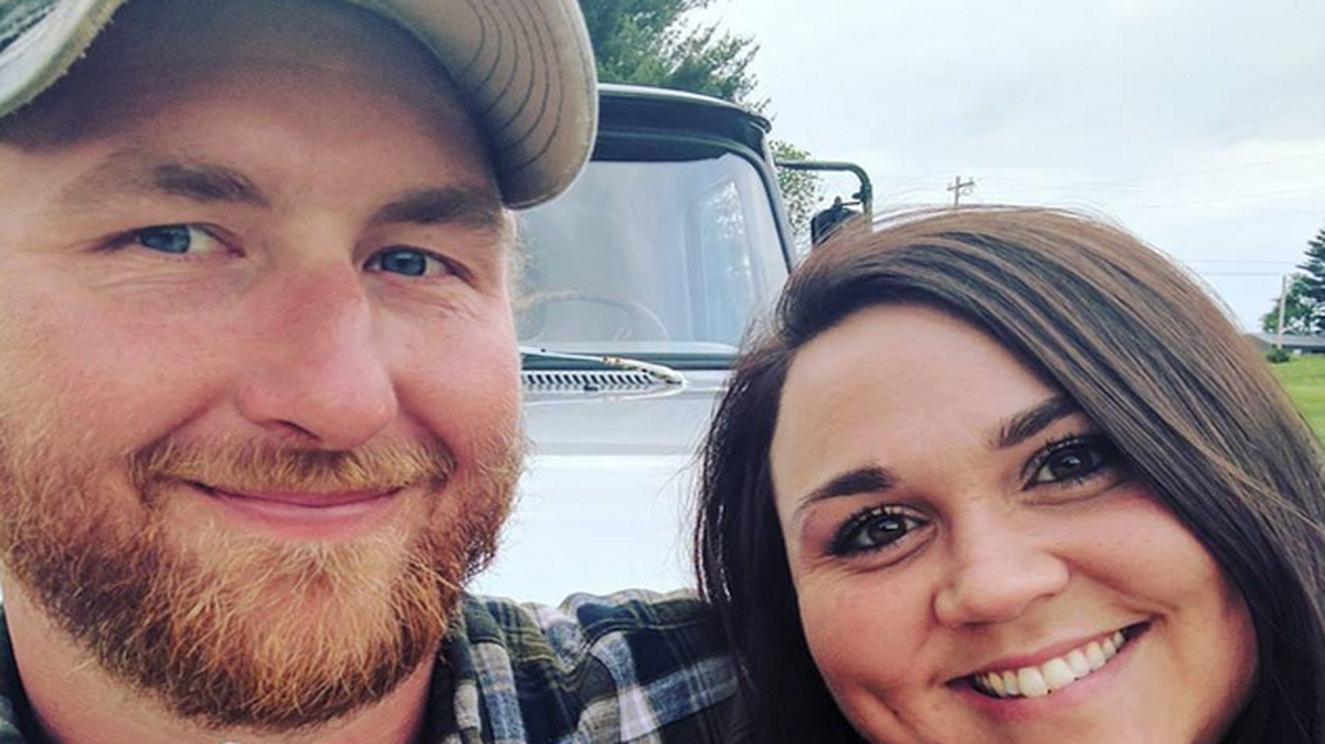 Michael and Taja Jo White of Indiana posted their thanks to Facebook after a Florida family recovered his wedding ring, lost while helping restore power after Hurricane Irma.