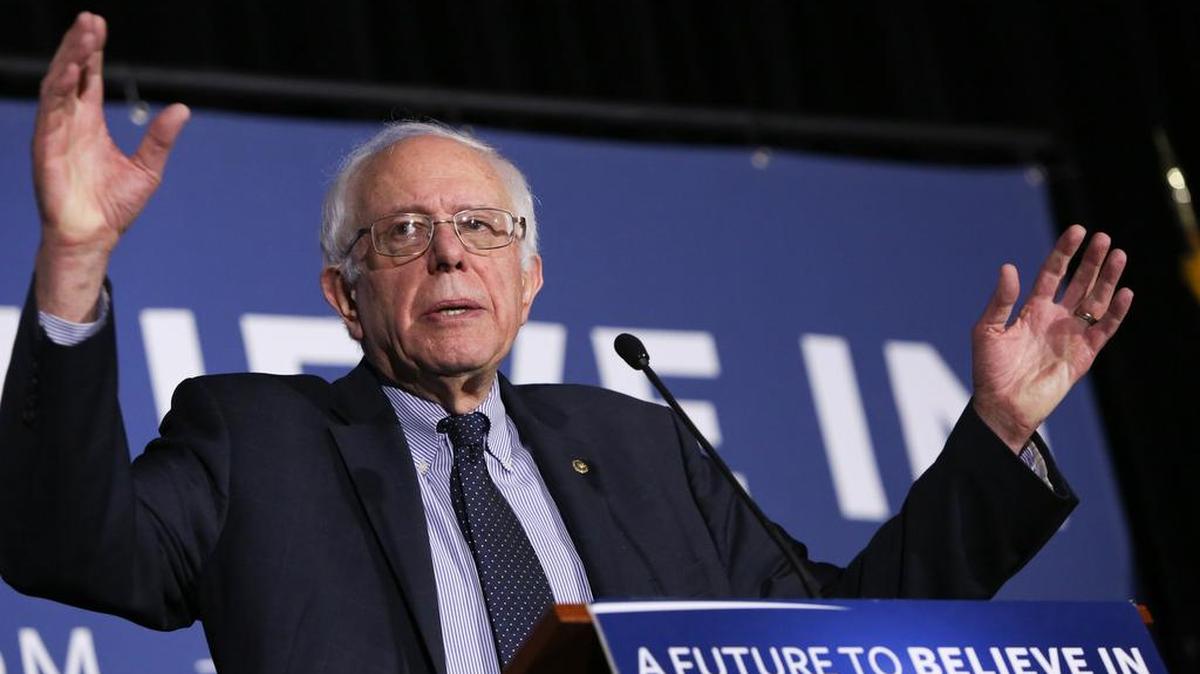 Presidential candidate Bernie Sanders speaks to USC students Tuesday at the Russell House theater.