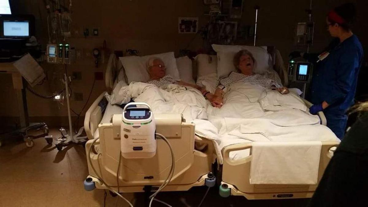 In their final hours, Dolores and Trent Winstead lay together in their hospital beds.