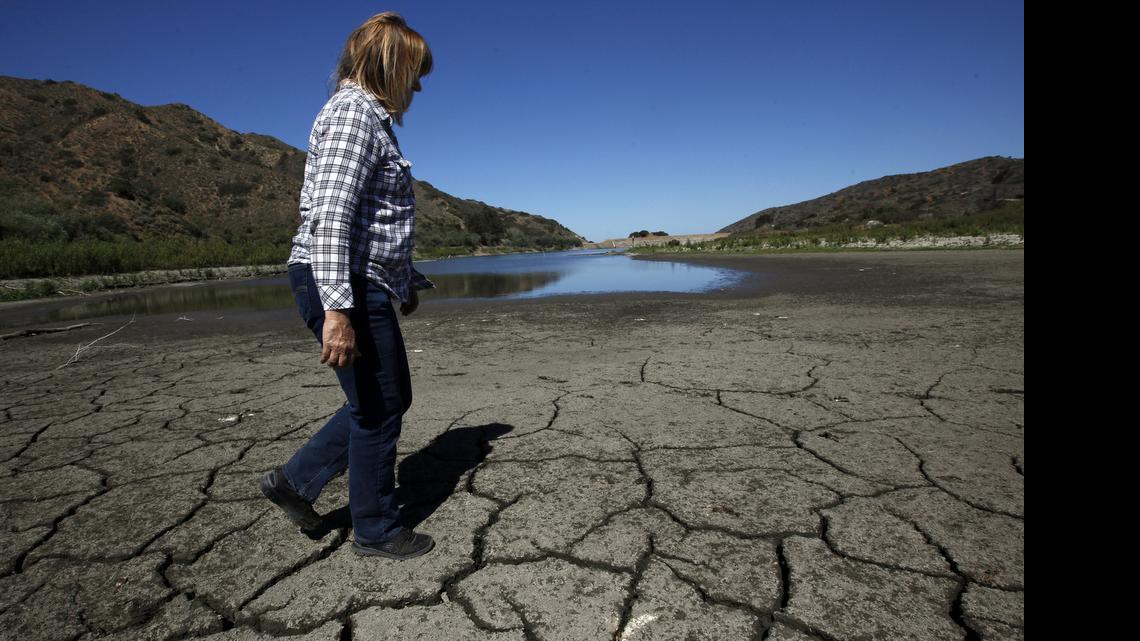 As California withers, federal water bill mired in secrecy