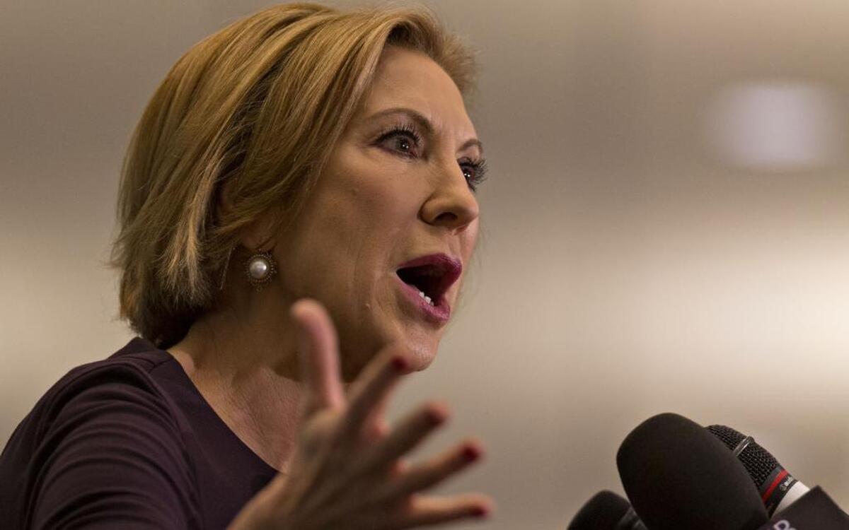 
Carly Fiorina, former chairman and chief executive officer of Hewlett-Packard Co. and 2016 Republican presidential candidate, speaks during the Quad Cities New Ideas Forum in Davenport, Illinois, U.S., on Friday, Sept. 25, 2015. 
