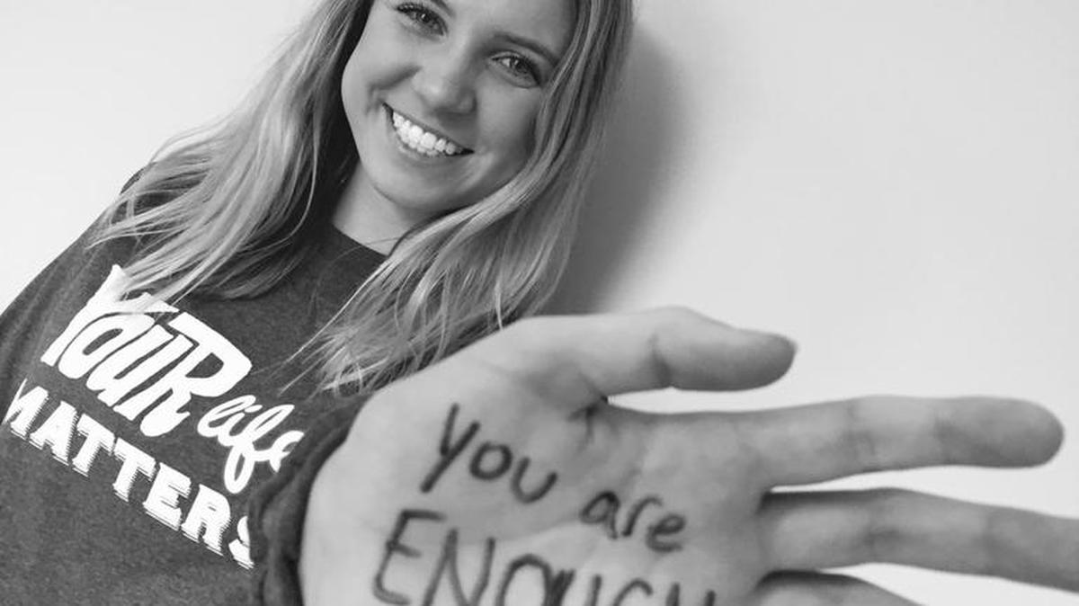 Last week, Lenexa teen Abby Jo Hamele wrote a hilarious email to her philosophy teaching assistant while recovering from surgery. After she posted it on Twitter, the email went viral and was featured by Buzzfeed, the Daily Mail and Hello Giggles.