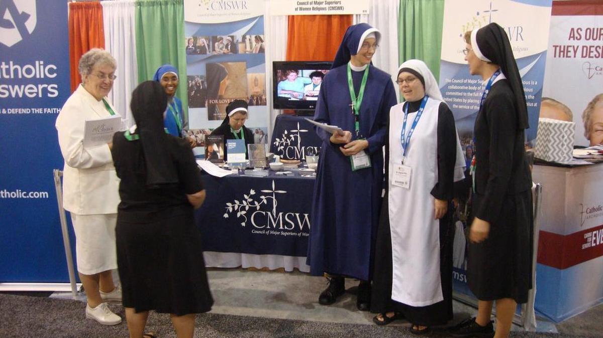 
Nuns gather for the World Meeting of Families in Philadelphia, which Pope Francis will attend Saturday, Sept. 26, 2015. 
