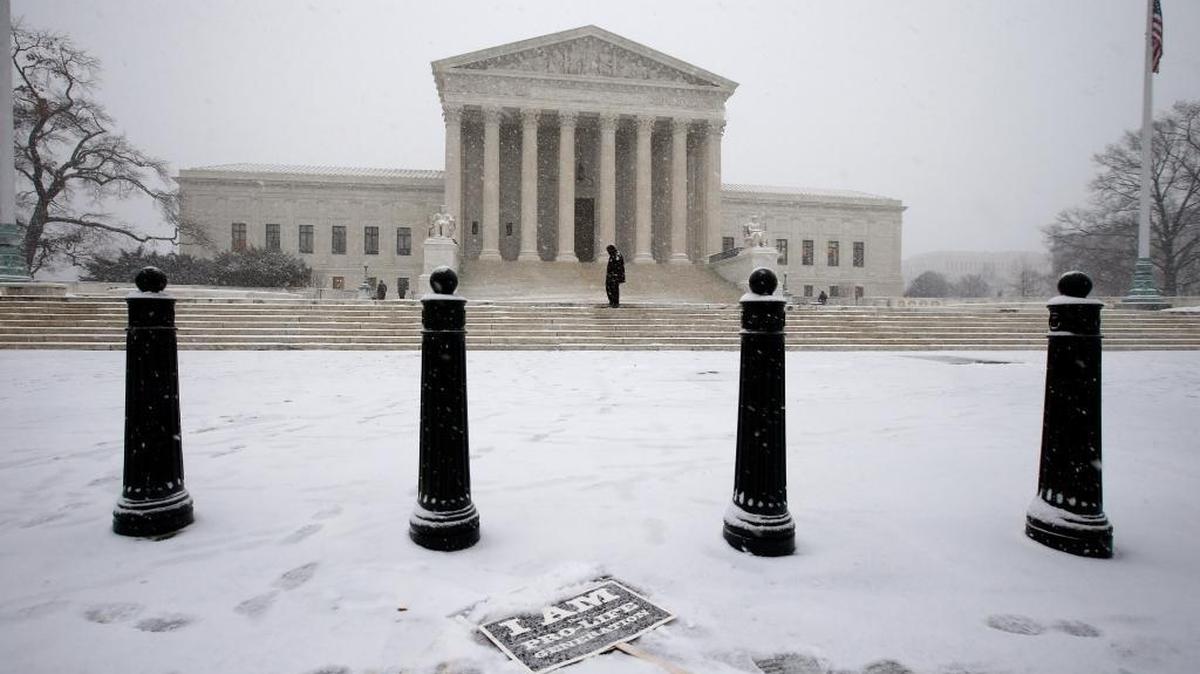 The U.S. Supreme Court building on Friday, Jan. 22, 2016.