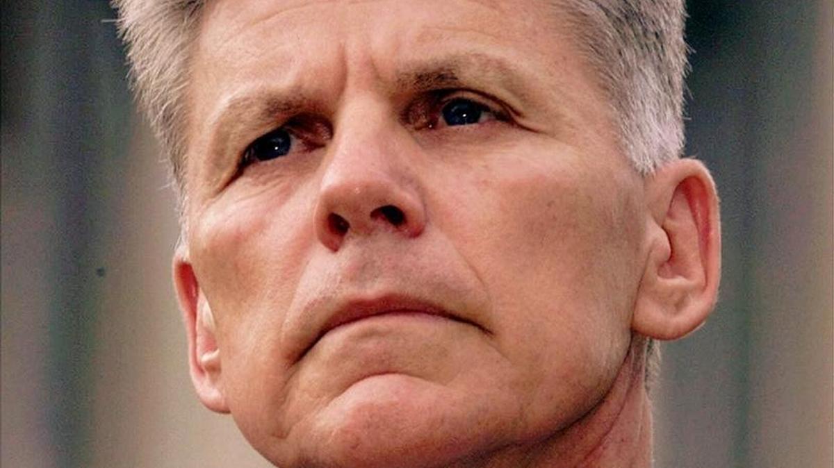 Former California Congressman Gary Condit, seen in a June 12, 2001, photo, is being dragged by defense attorneys back into the Chandra Levy case.