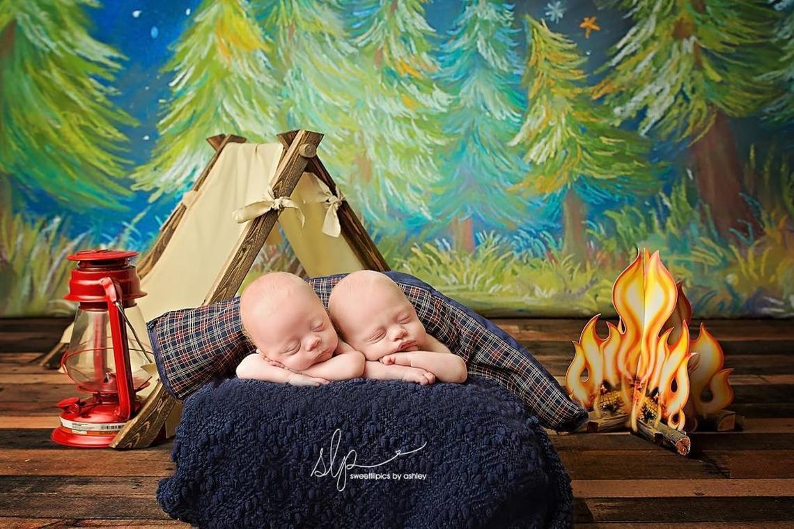 Asher and Gavin Driskell were photographed Sunday.