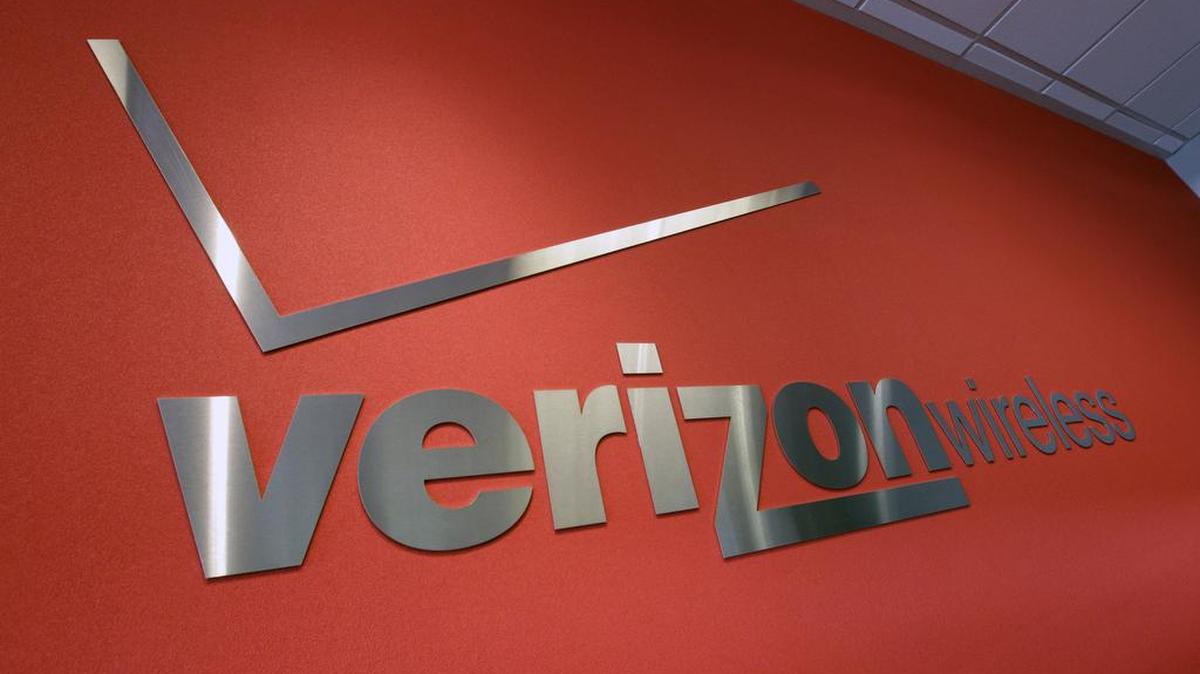 A Massachussets business owner, angry that a Verizon worker parked on his grass, trapped the worker in an unventilated underground vault. He now faces kidnapping charges after the worker, who called police on his cell phone, was rescued.