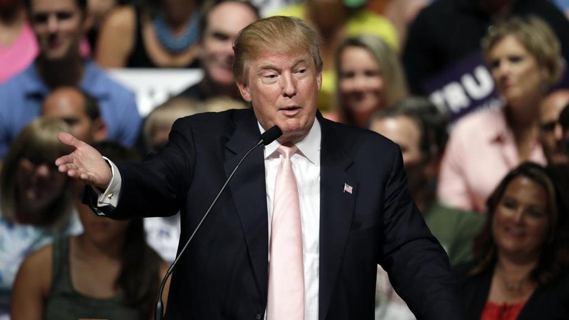 
Donald Trump solidly led the polls going into the decision by Fox News on who will appear in the debate of 2016 Republican presidential candidates on Thursday.
