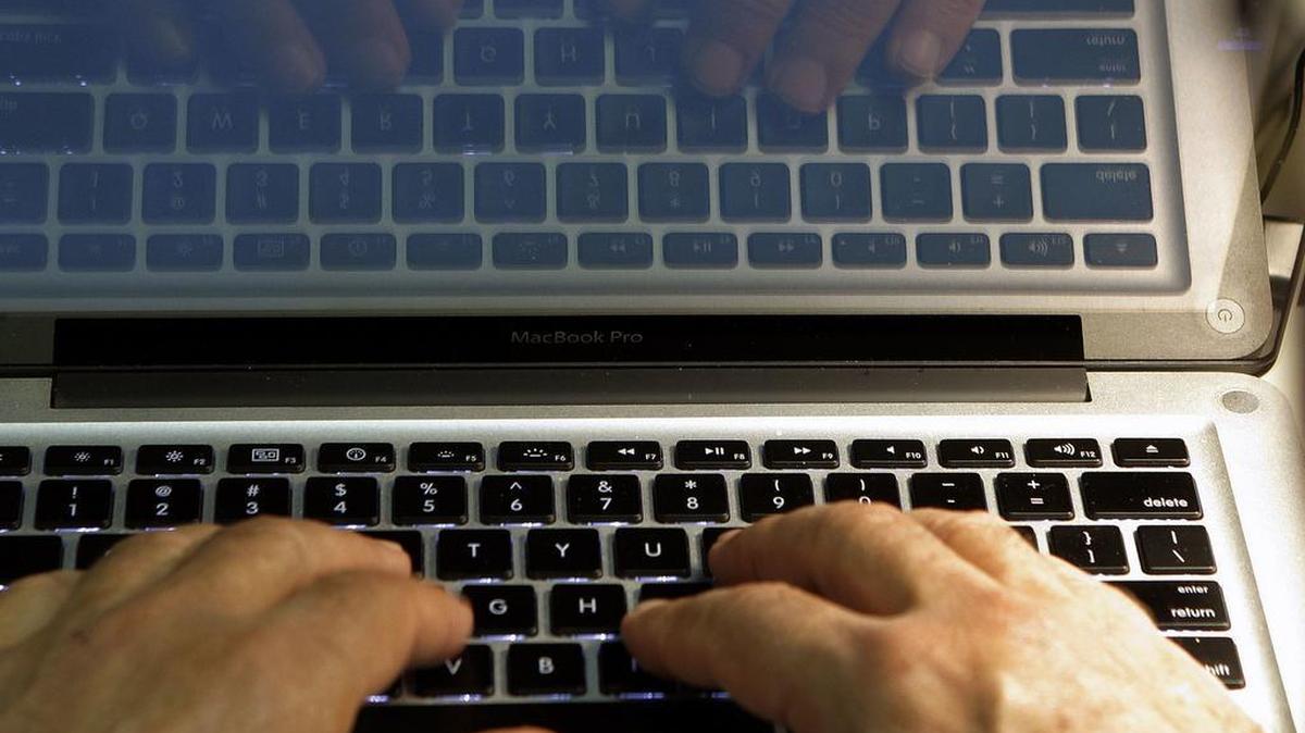 To a computer, poetry or simple sentences can be just as hard to crack as a complicated password. Even better: People are less likely to forget them.