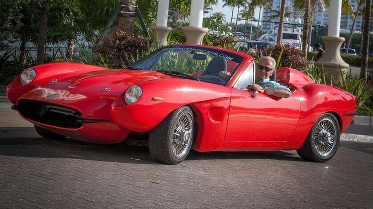 Bruce Dietzen, a retired Dell computer salesman, built his “Cannabis Car” out of hemp on a Mazda chassis.