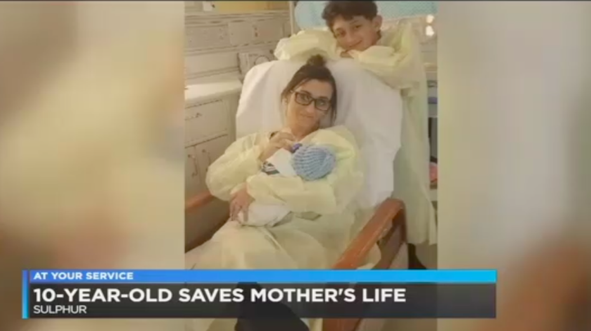 Jayden Fontenot (top) helped his mom Ashly Moreau deliver his baby brother when she unexpectedly went into labor.