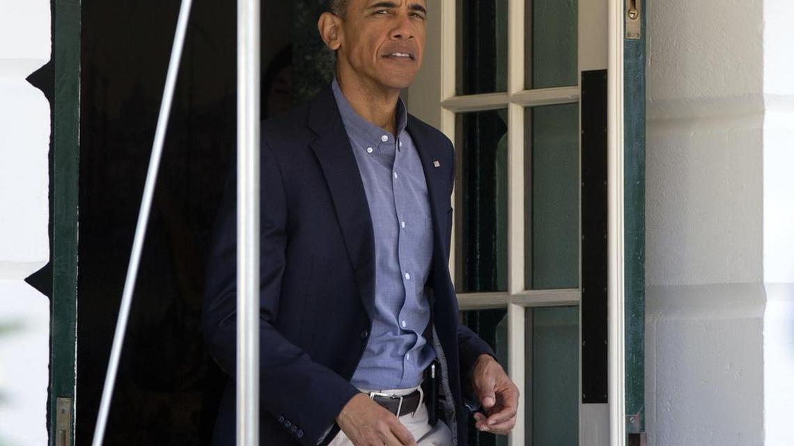
President Barack Obama walks from the White House and to board Marine One helicopter, Monday, Sept. 7, 2015, in Washington, for the short trip to Andrews Air Force Base and onto Boston where he will speak at the Greater Boston Labor Council Labor Day Breakfast.
